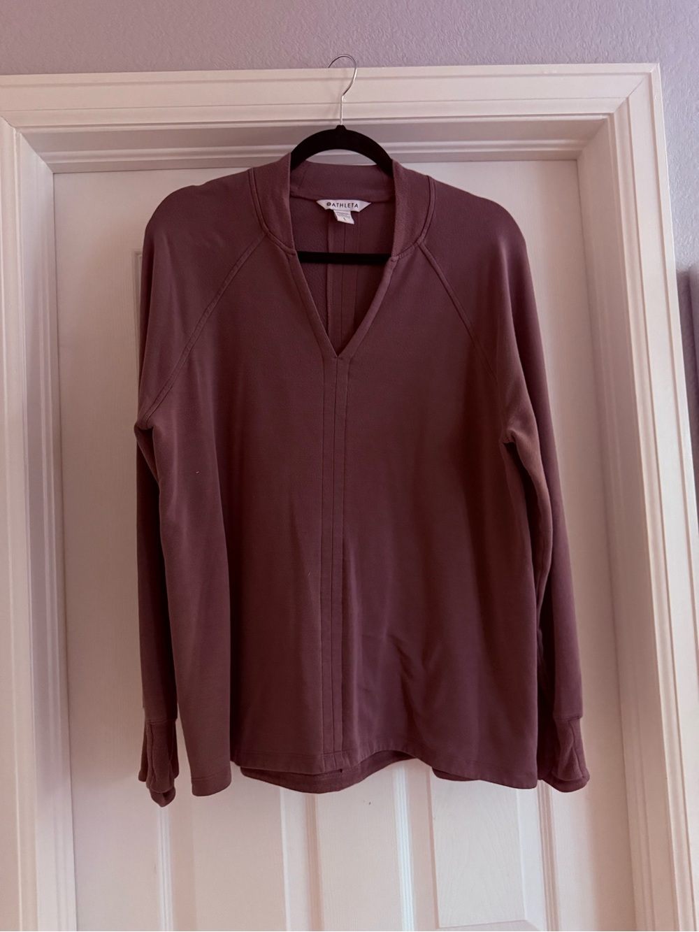 Athleta Long Sleeve V-Neck Top Dusty Mauve Size Large